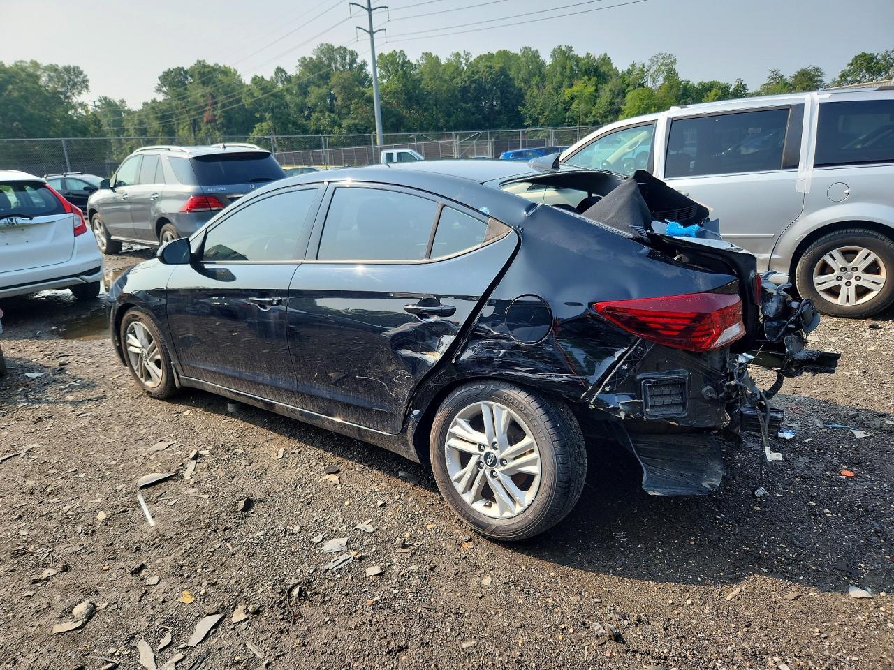 2020 Hyundai Elantra Value Edition - Фото 2