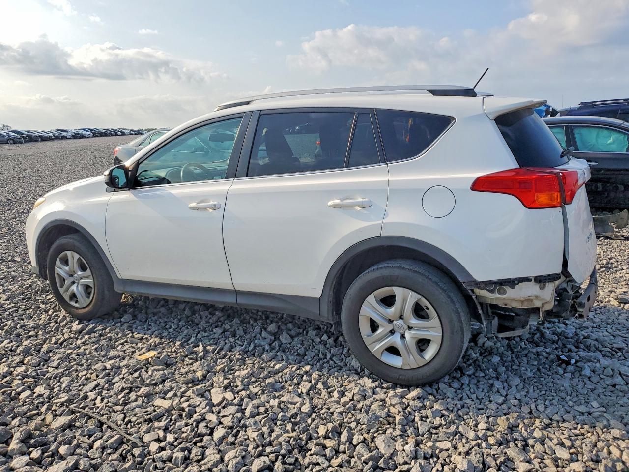 2015 Toyota Rav4 - Фото 2
