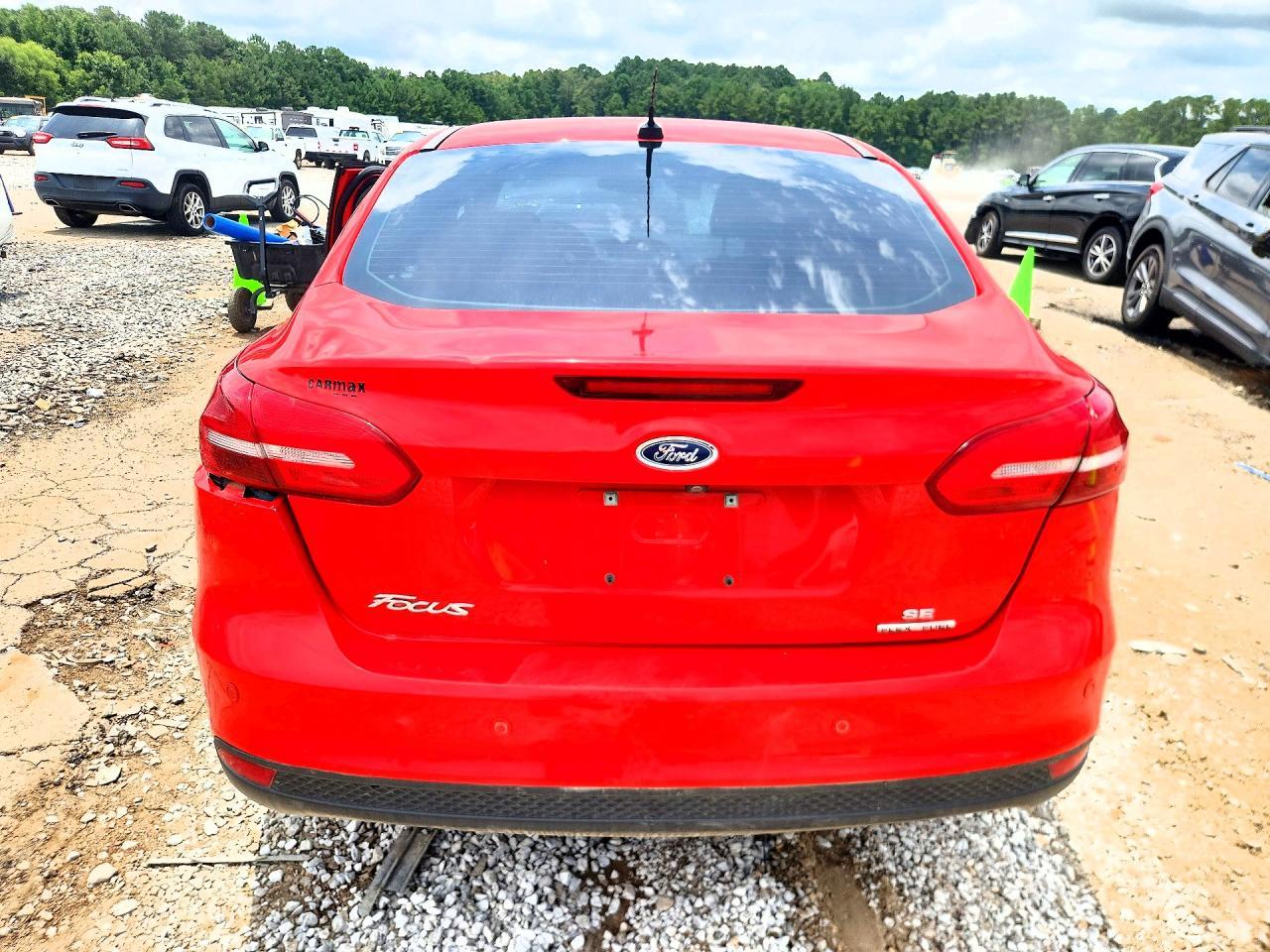 2016 Ford Focus Se - Фото 6