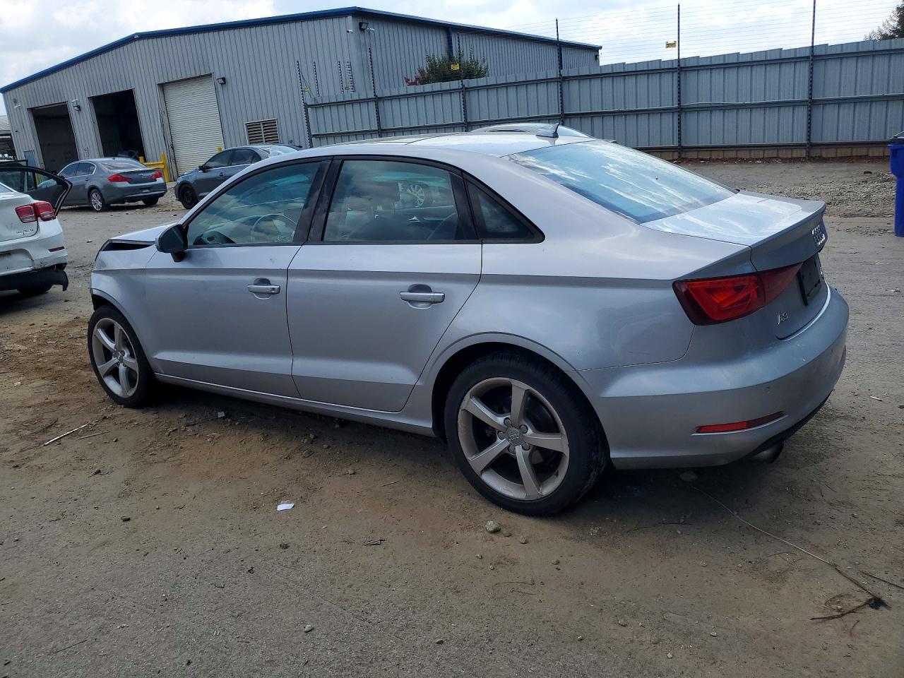 2016 Audi A3 Premium - Фото 2