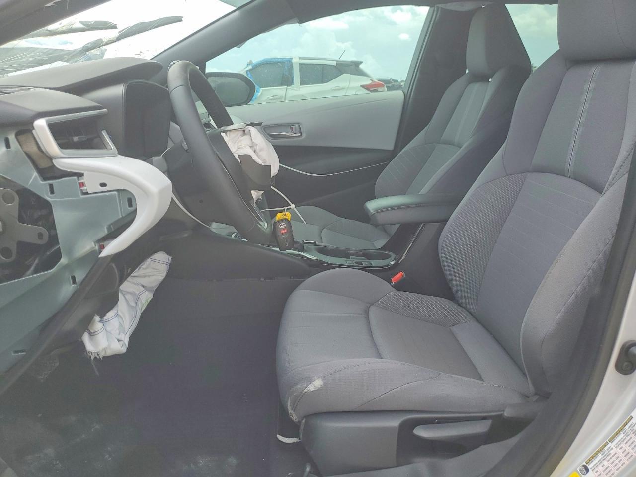 2025 Toyota Corolla Se - Фото 7