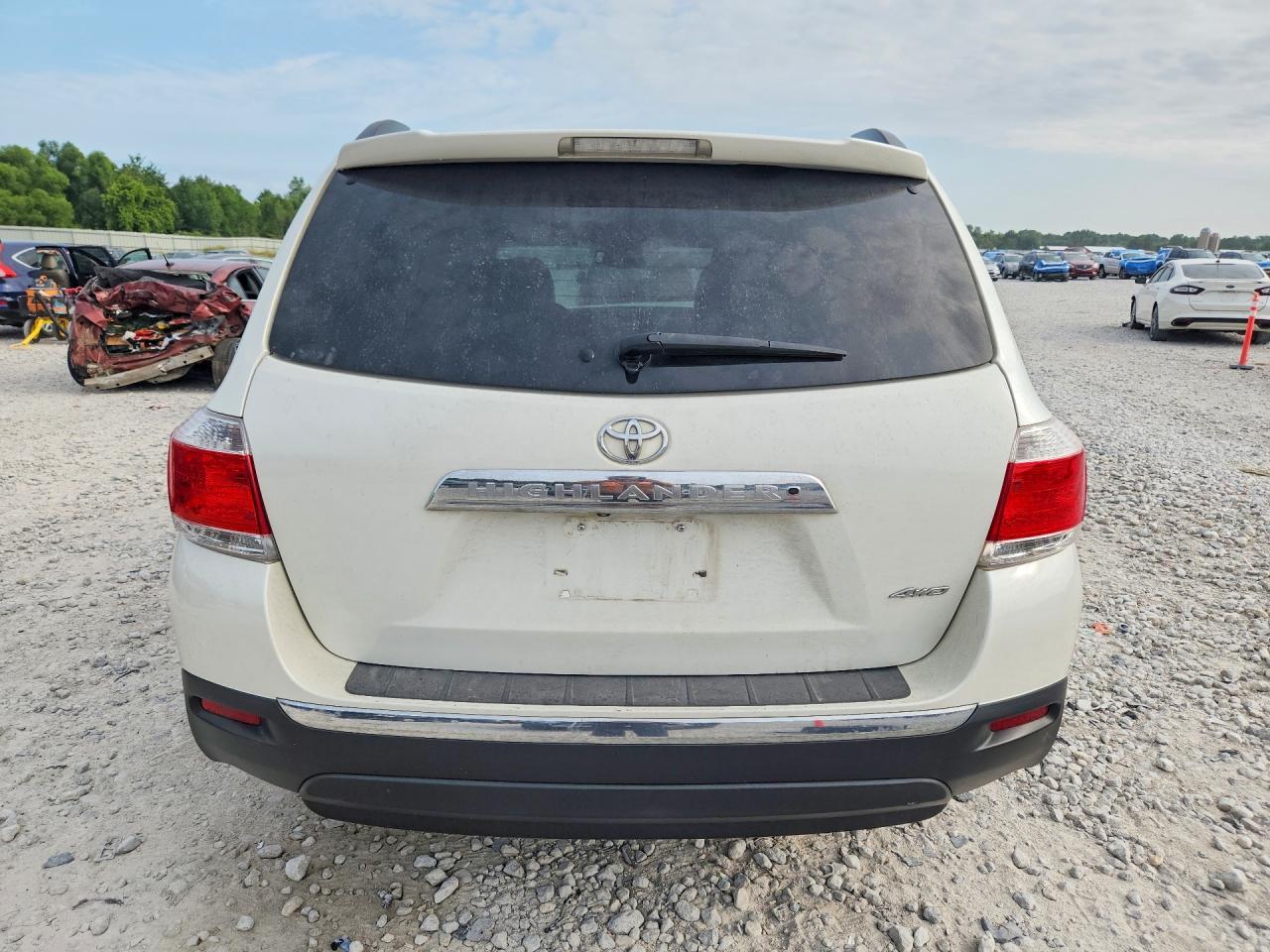 2013 Toyota Highlander Se - Фото 6