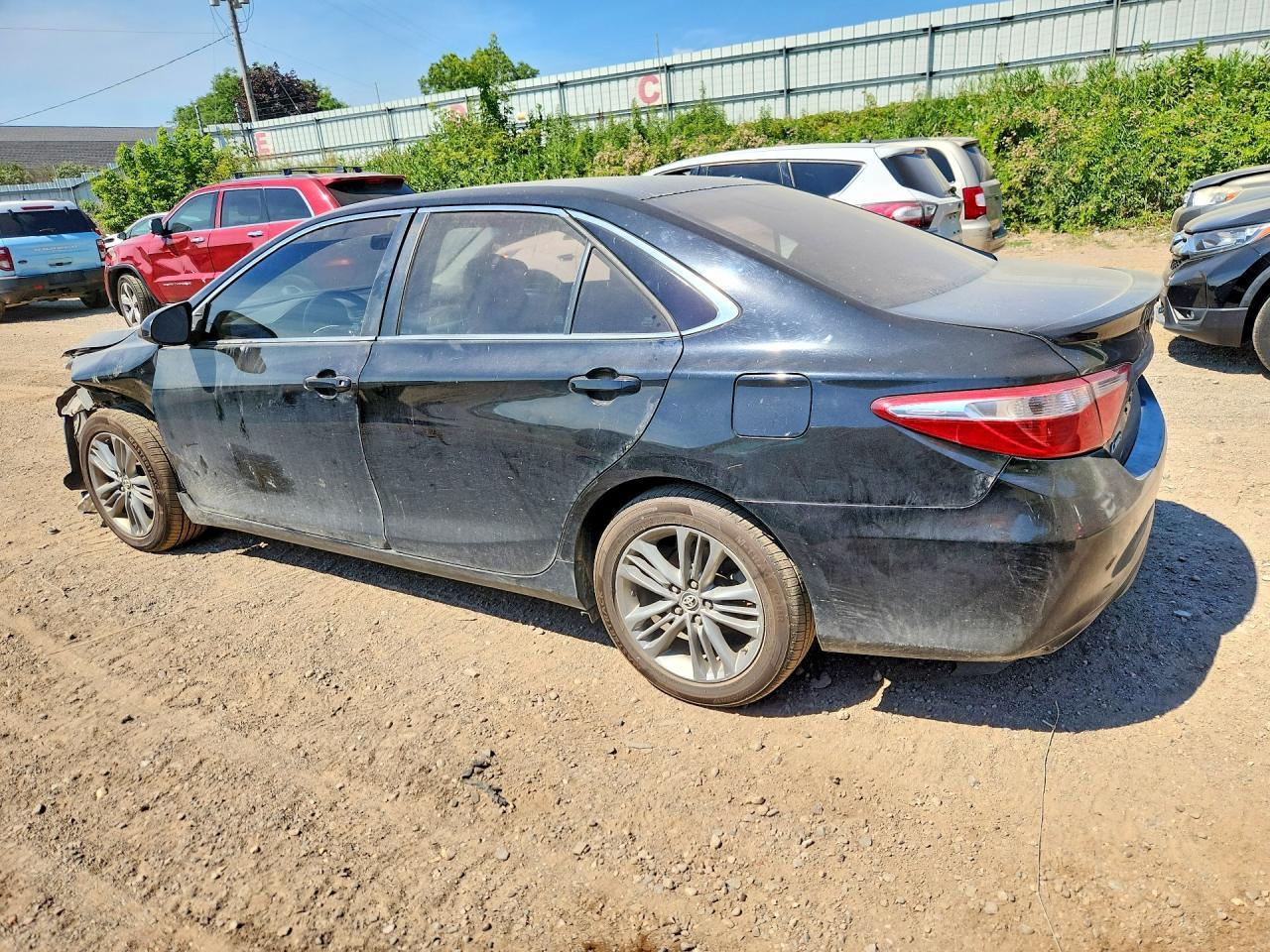 2015 Toyota Camry Se - Фото 2