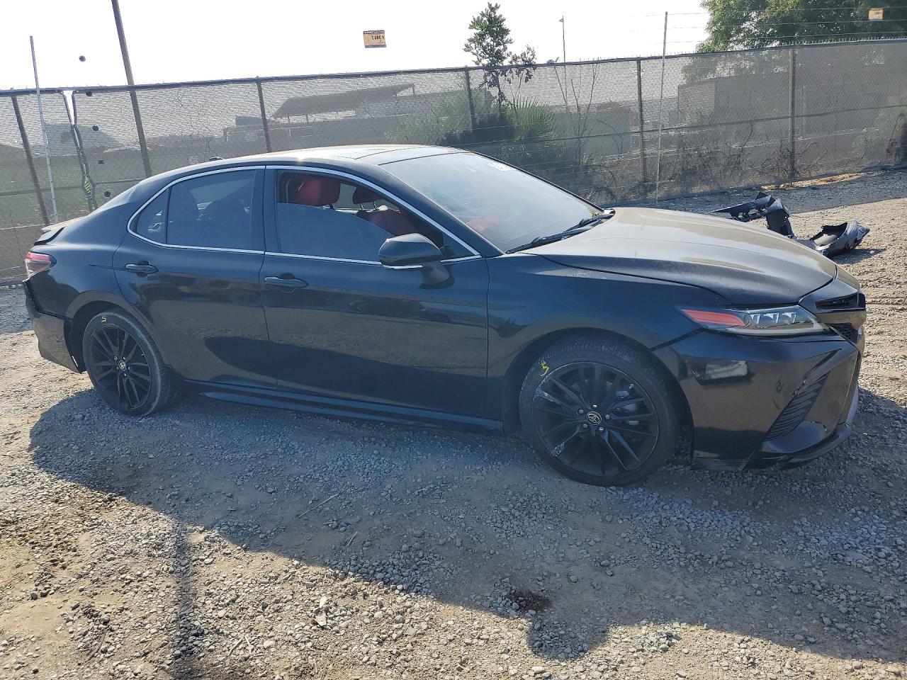 2021 Toyota Camry Xse - Фото 4