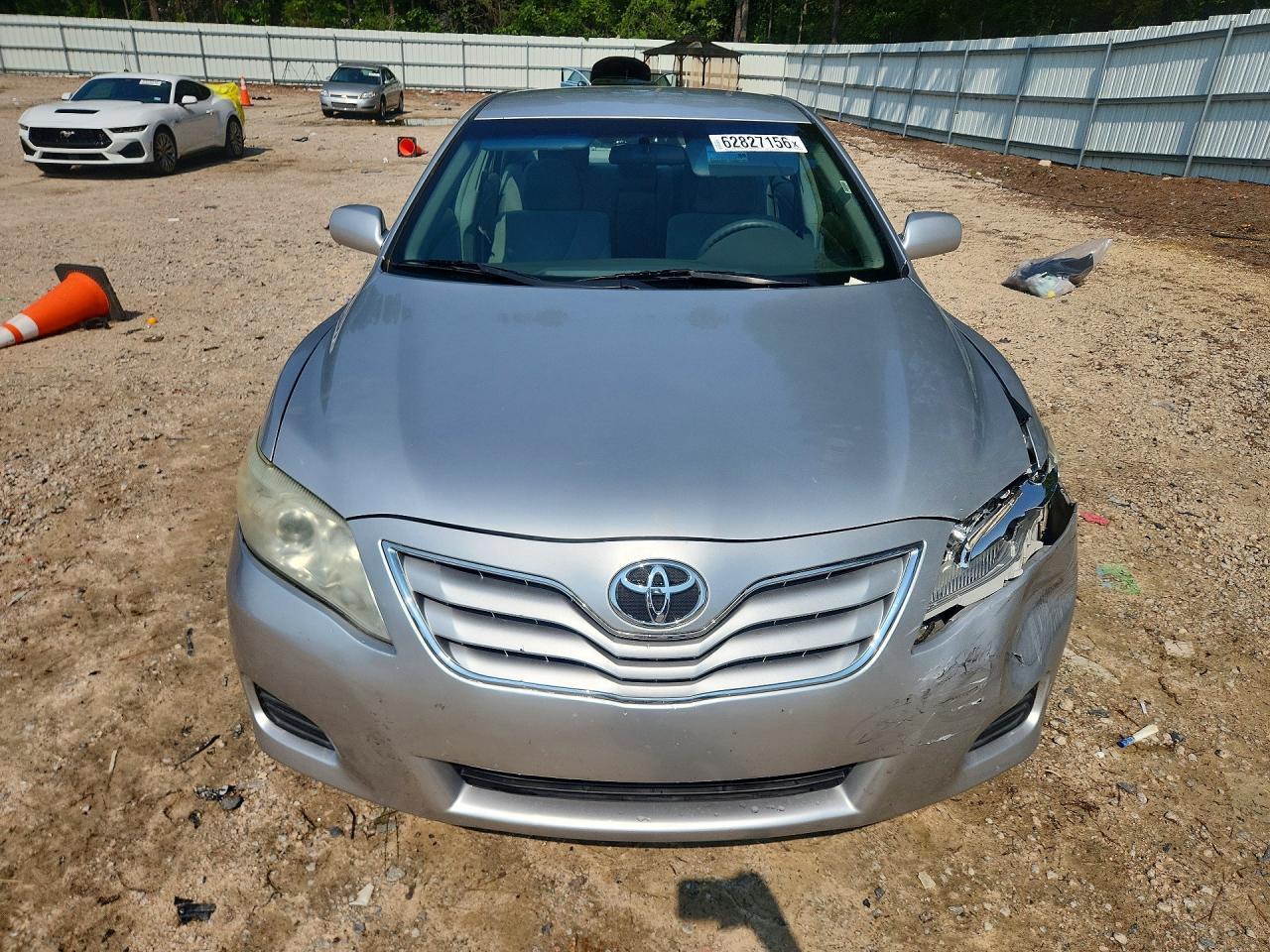 2011 Toyota Camry Le - Фото 5