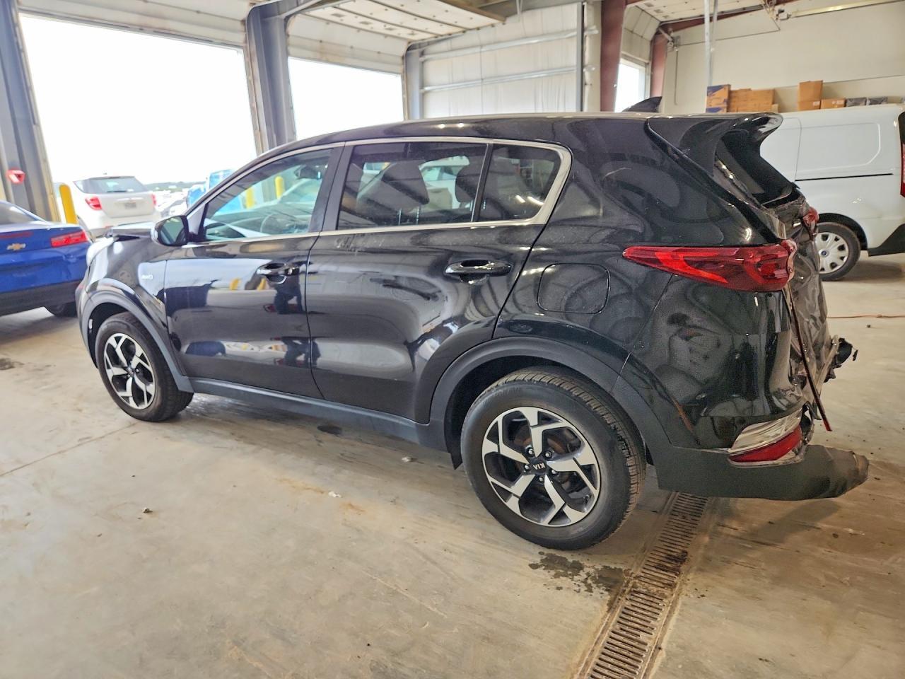 2020 Kia Sportage Lx - Image 2