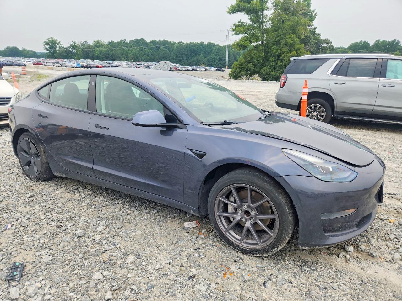 2021 Tesla Model 3 - Фото 4