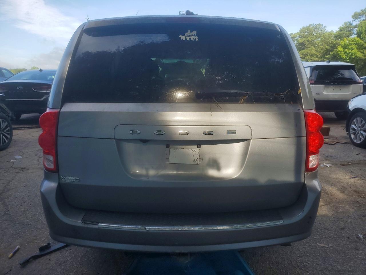 2015 Dodge Grand Caravan R/T - Image 6