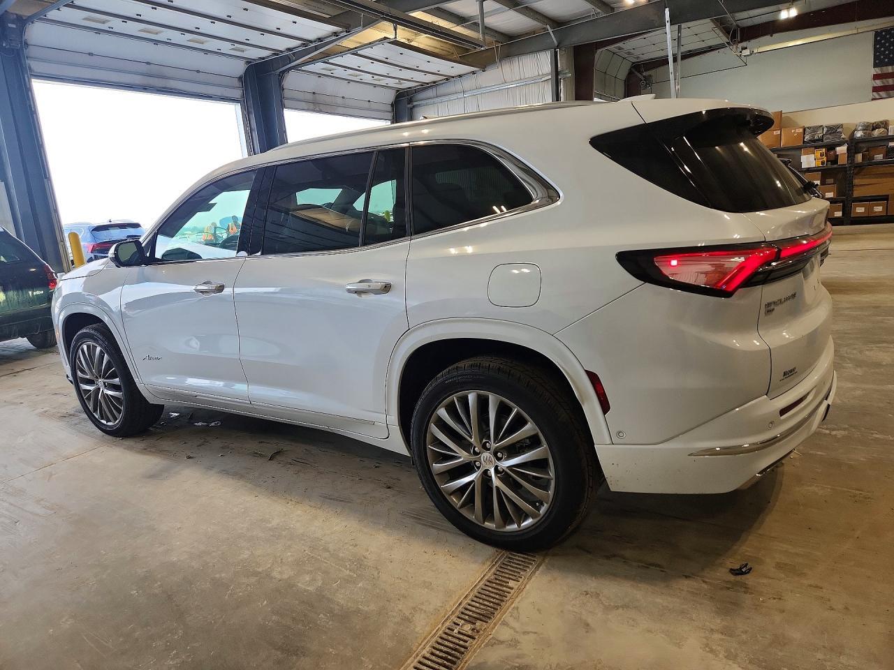 2026 Buick Enclave Avenir - Фото 2