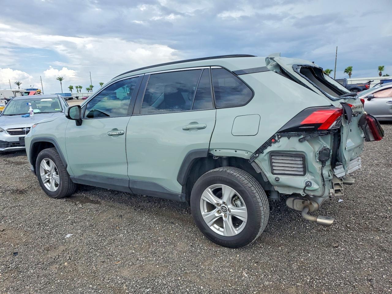 2019 Toyota Rav4 Xle - Фото 2