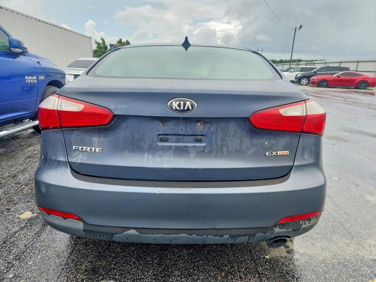 2015 Kia Forte Ex - Image 6