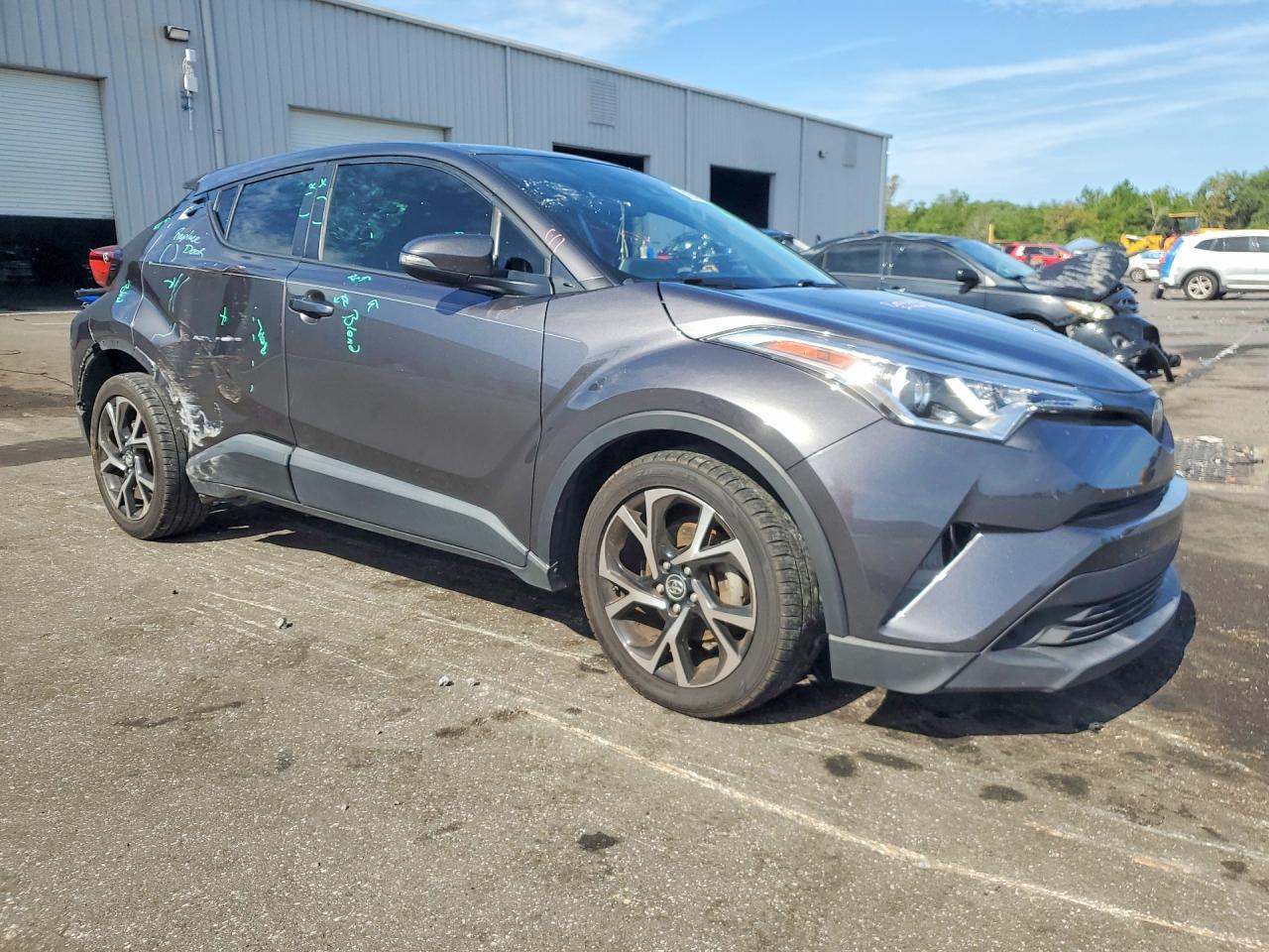 2019 Toyota C-Hr Xle - Фото 4