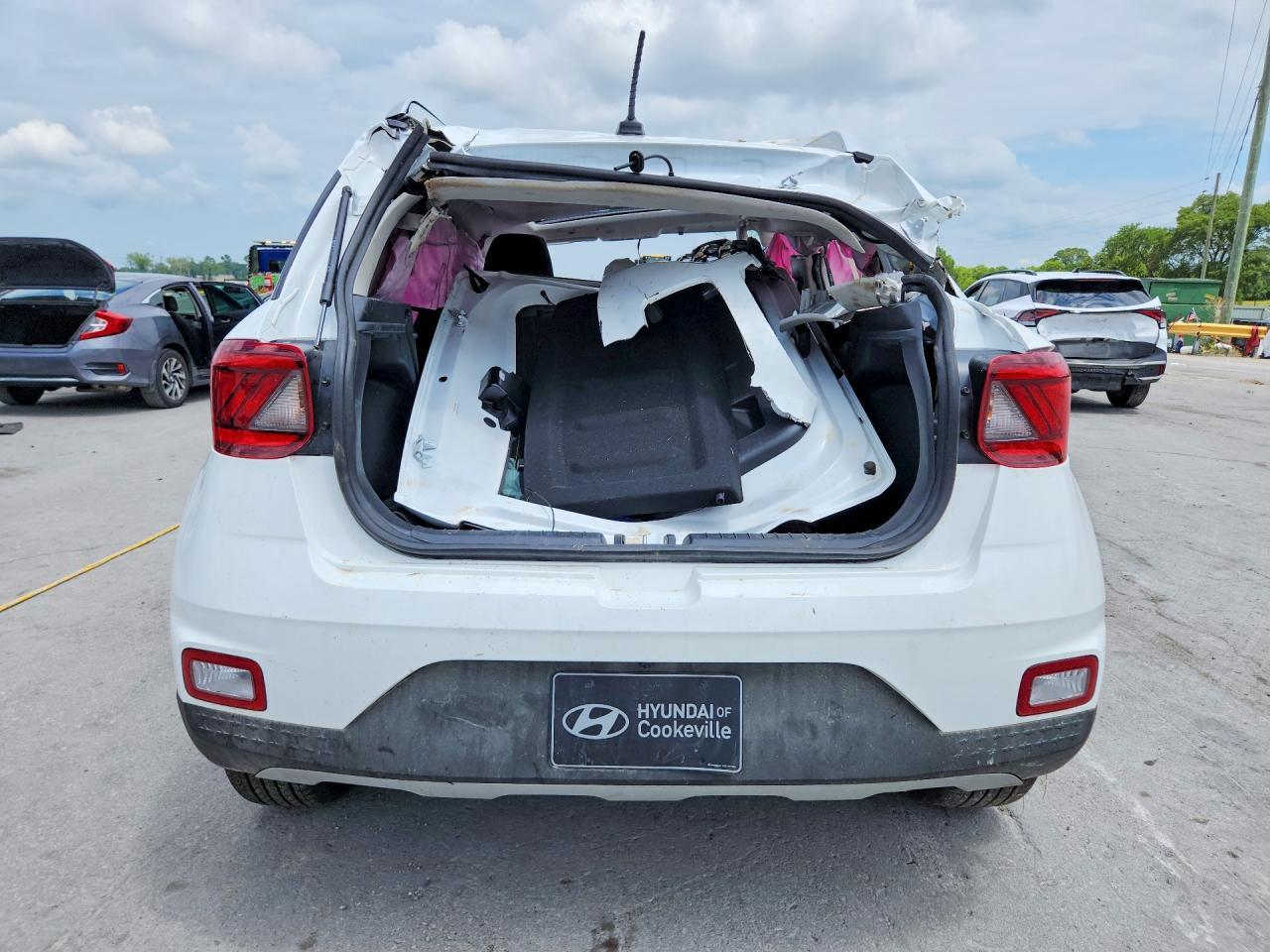 2026 Hyundai Venue Sel - Фото 6