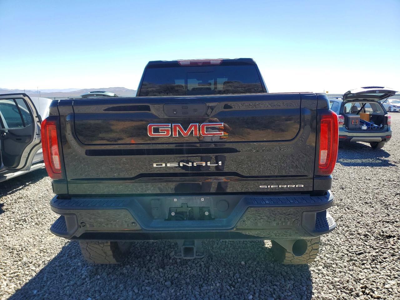 2022 GMC Sierra K2500 Denali - Image 6