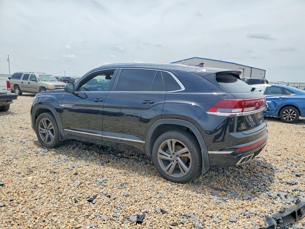 2024 Volkswagen Atlas Cross Sport Sel R-Line - Фото 2