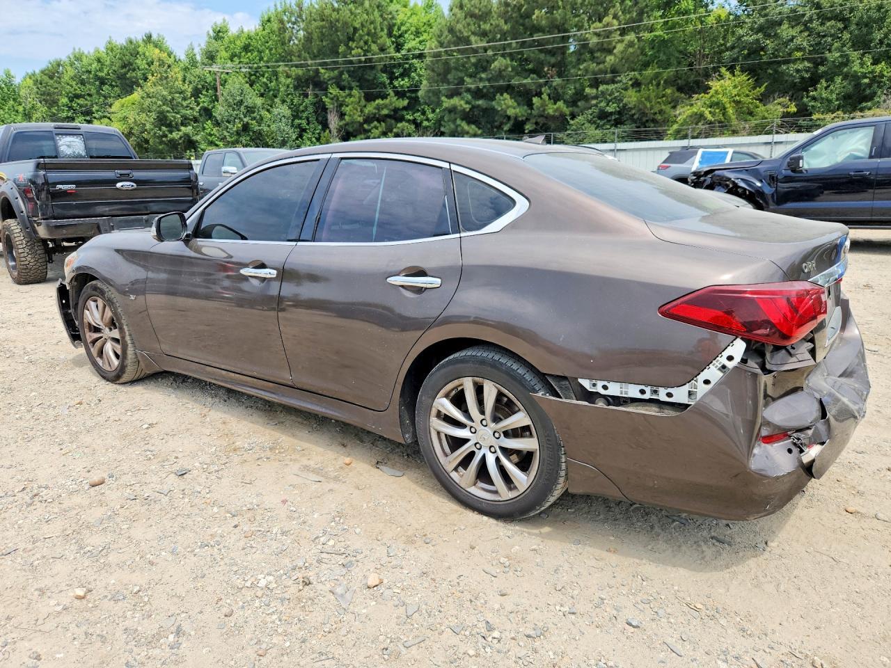 2015 Infiniti Q70 3.7 - Фото 2