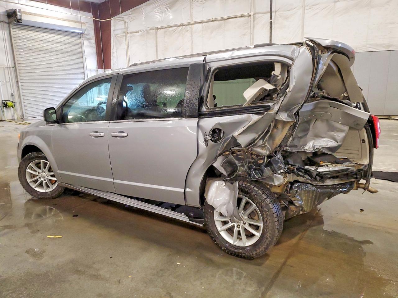 2020 Dodge Grand Caravan Sxt - Image 2