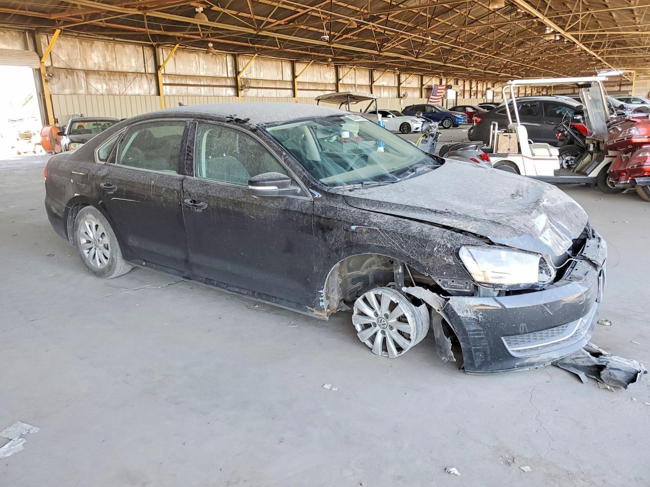 2014 Volkswagen Passat S - Image 4