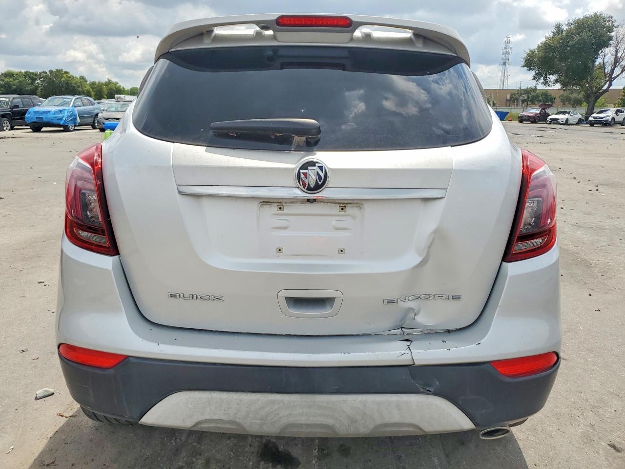 2017 Buick Encore Sport Touring - Фото 6