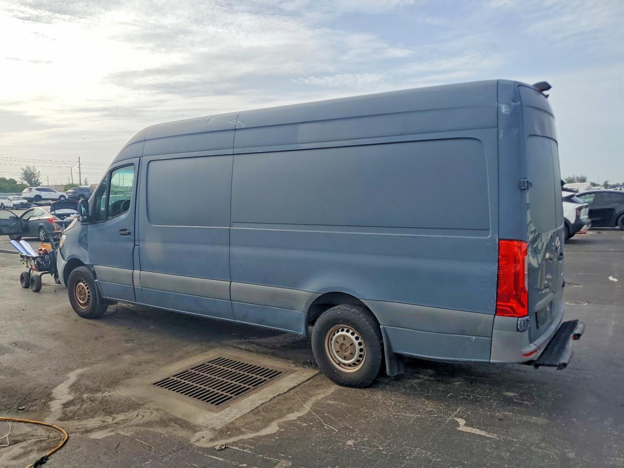 2019 Mercedes-Benz Sprinter 2500/3500 Delivery Van - Image 2