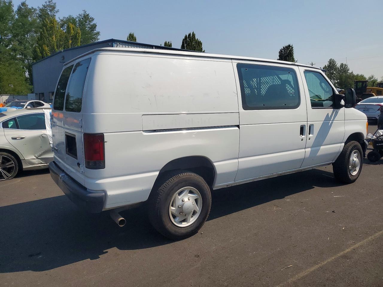 2007 Ford Econoline E350 Super Duty Van - Фото 3