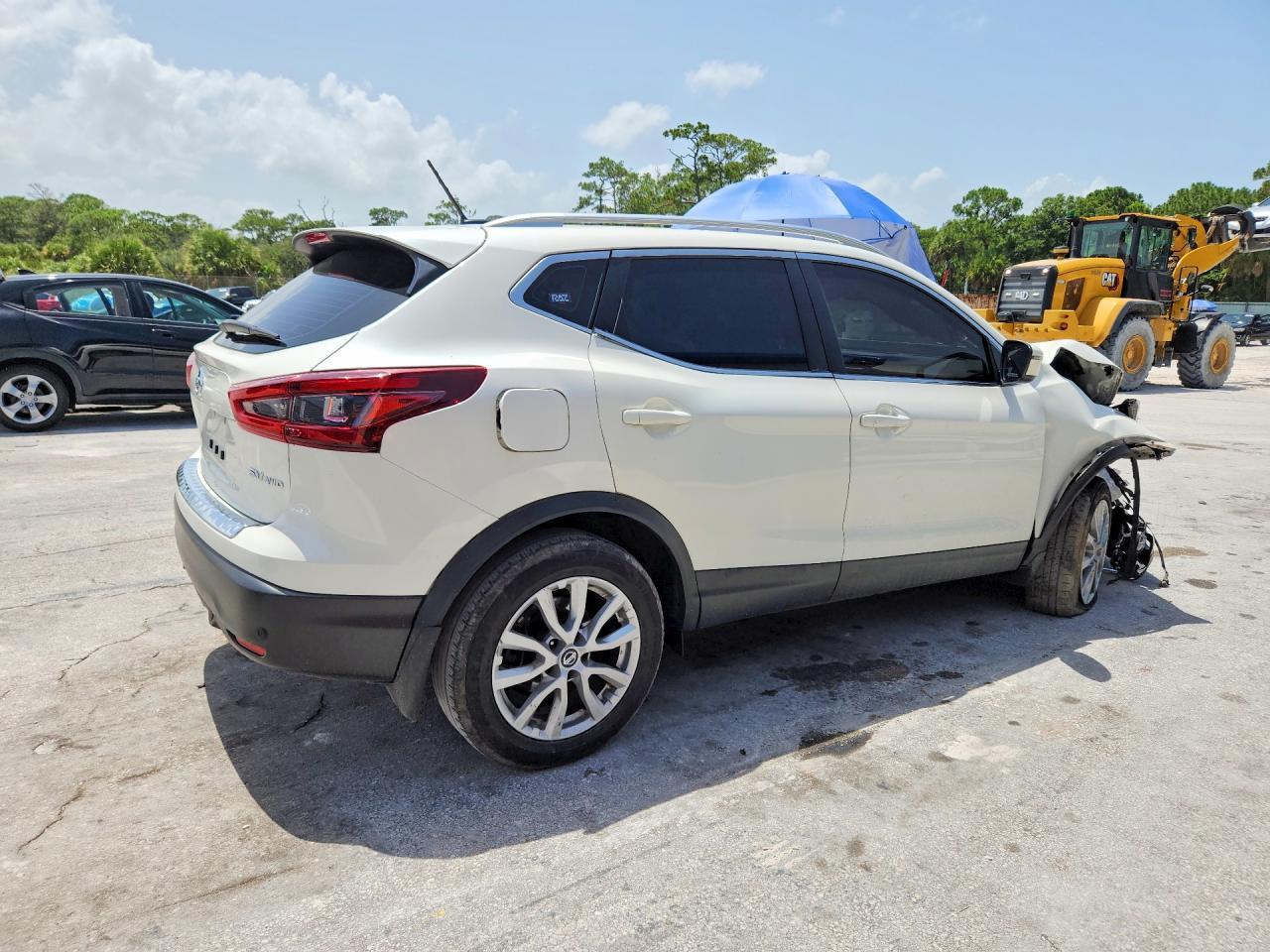 2020 Nissan Rogue Sport Sv - Фото 3