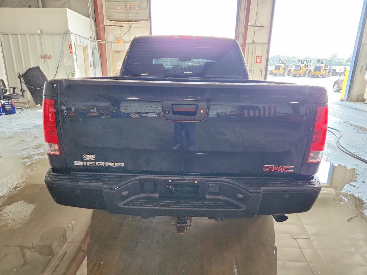 2012 GMC Sierra K1500 Denali - Image 6