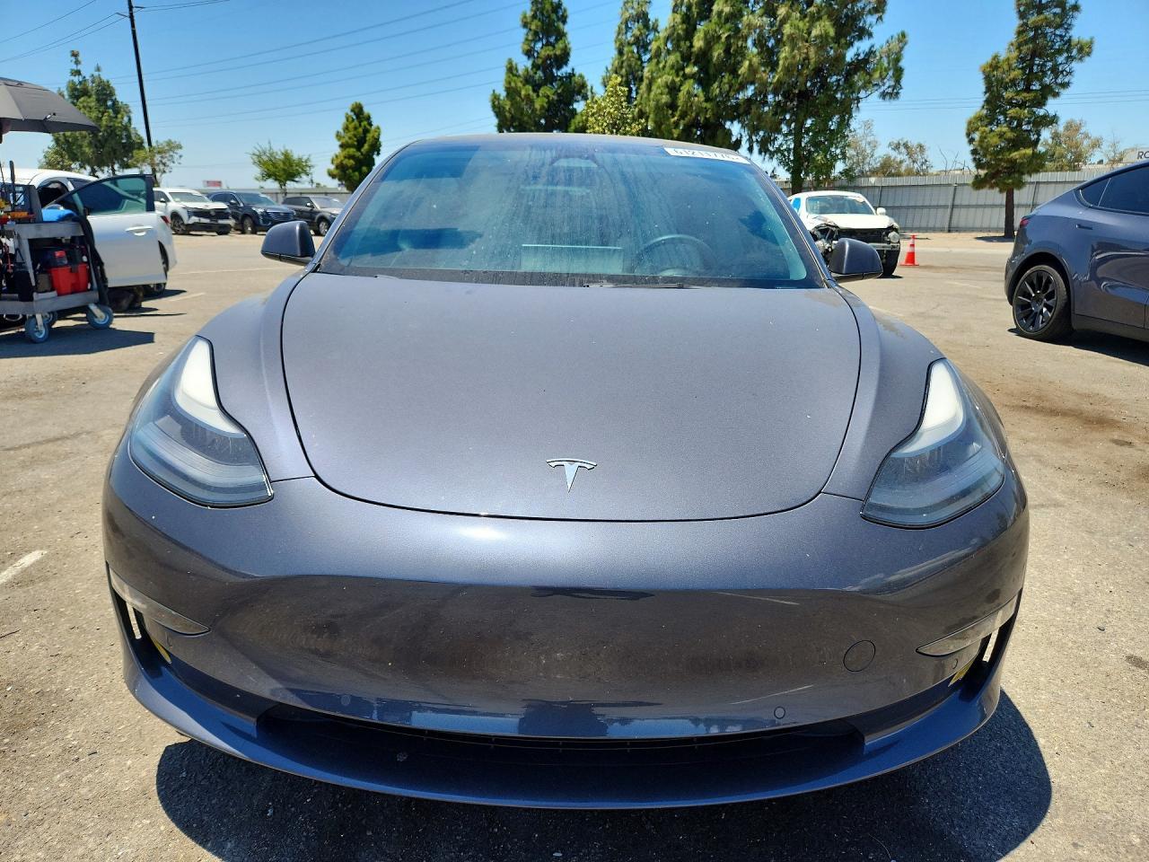 2022 Tesla Model 3 - Фото 5