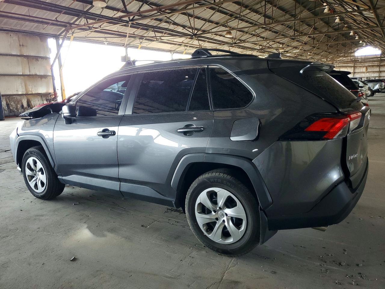 2021 Toyota Rav4 Le - Фото 2