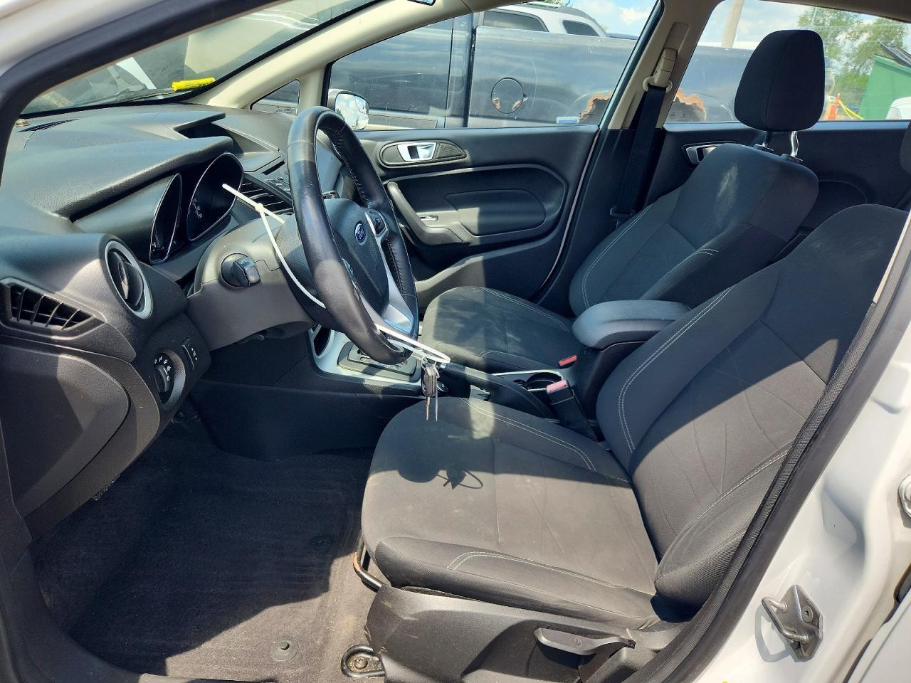 2016 Ford Fiesta Se - Image 7
