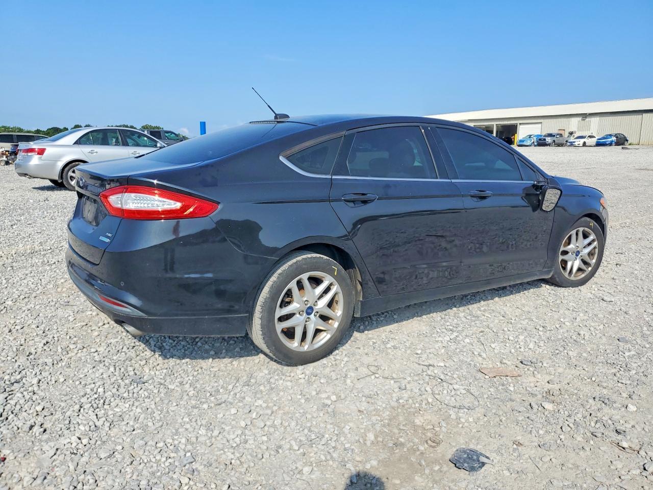 2013 Ford Fusion Se - Фото 3