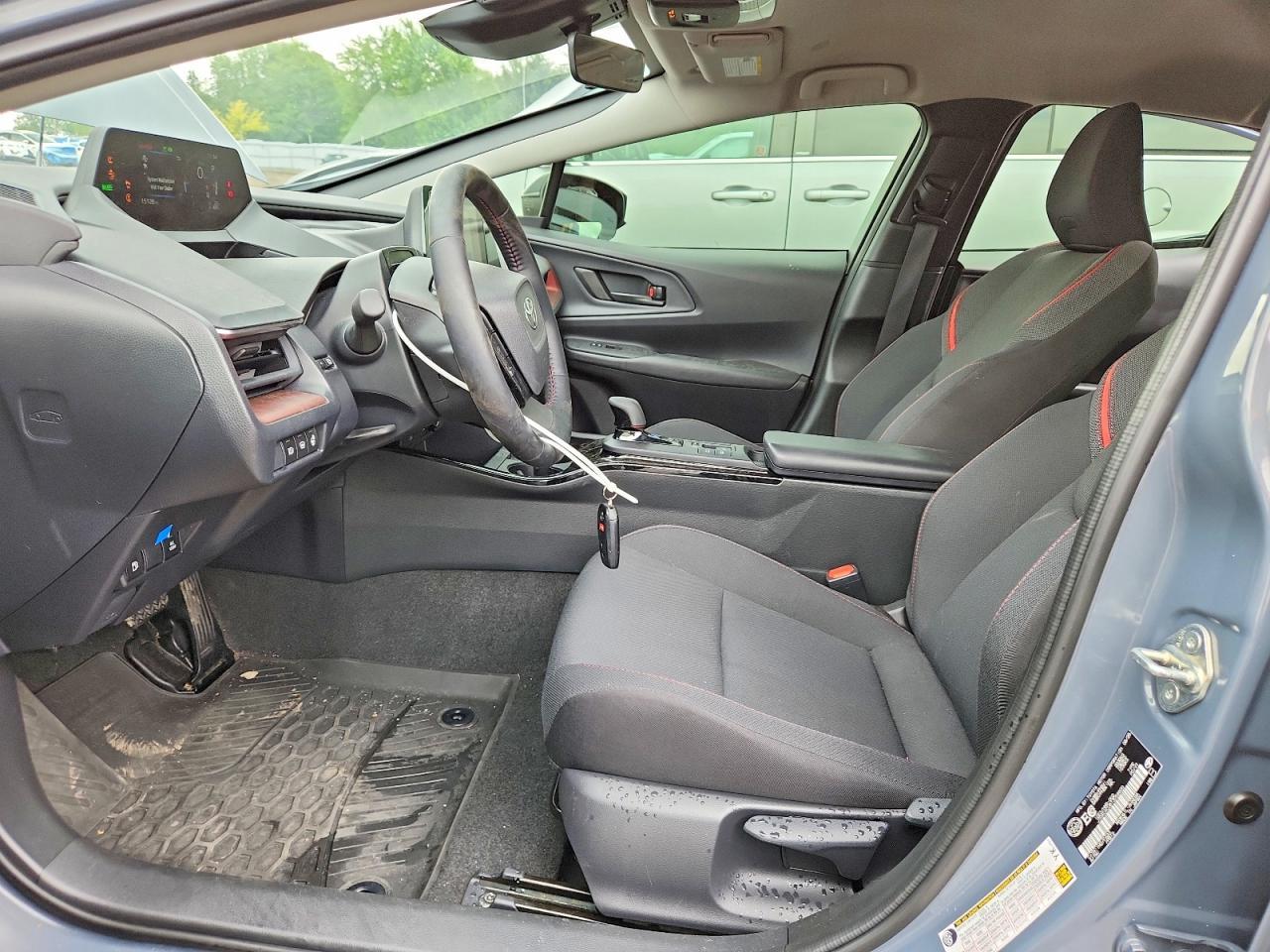 2026 Toyota Prius Plug-In Hybrid Se - Image 7