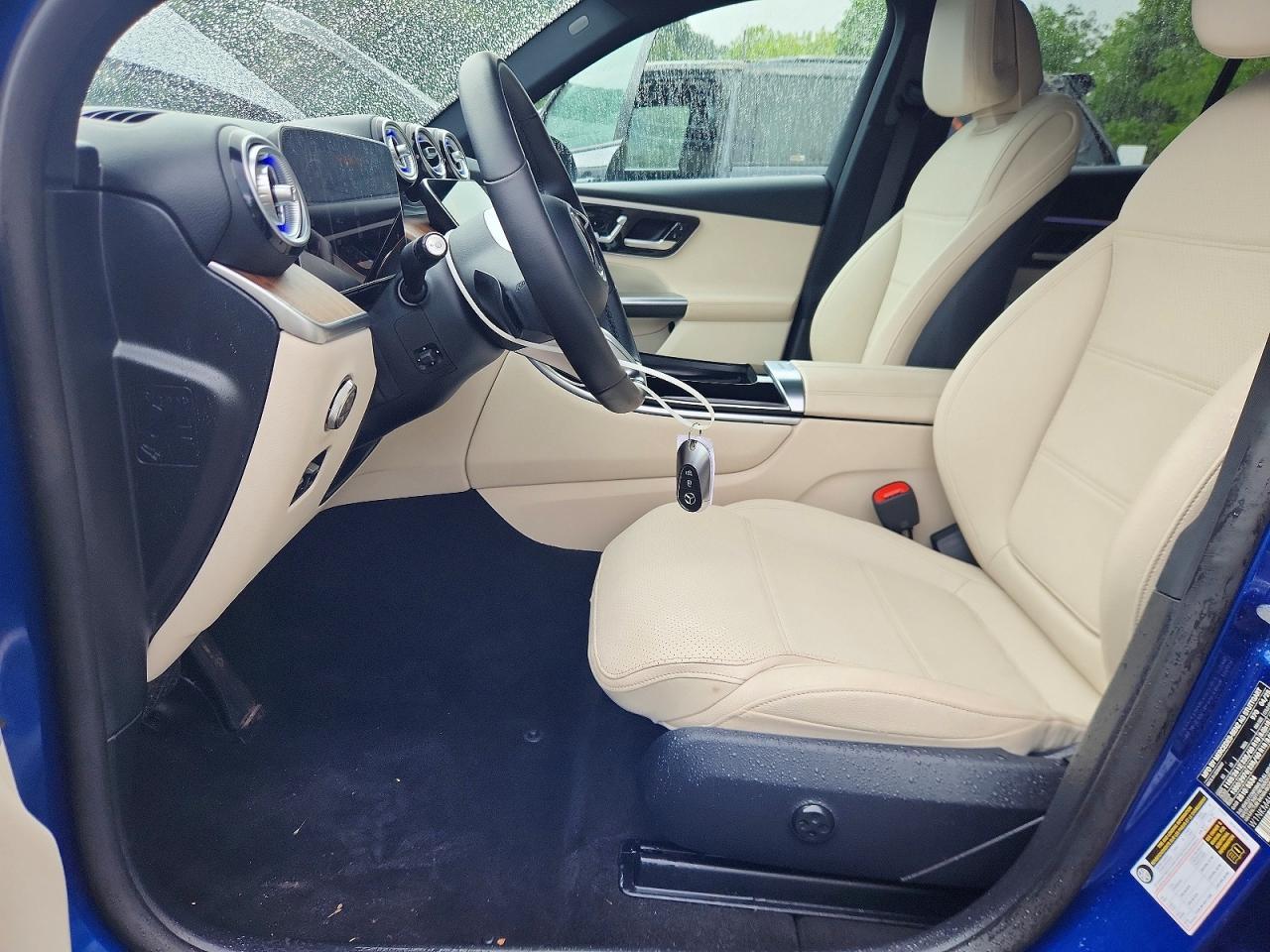 2025 Mercedes-Benz Glc 300 4Matic - Image 7