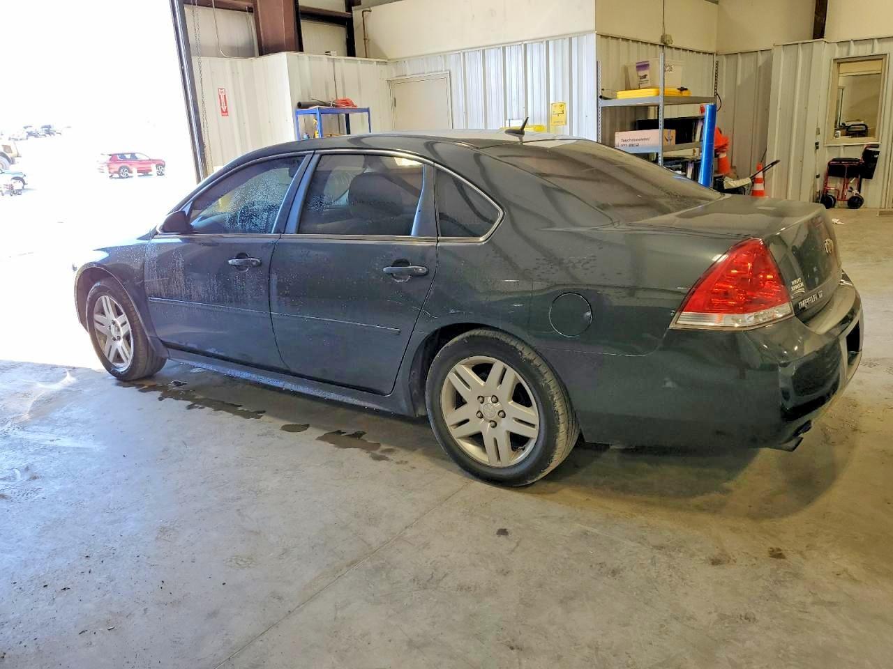 2014 Chevrolet Impala Limited Lt - Image 2