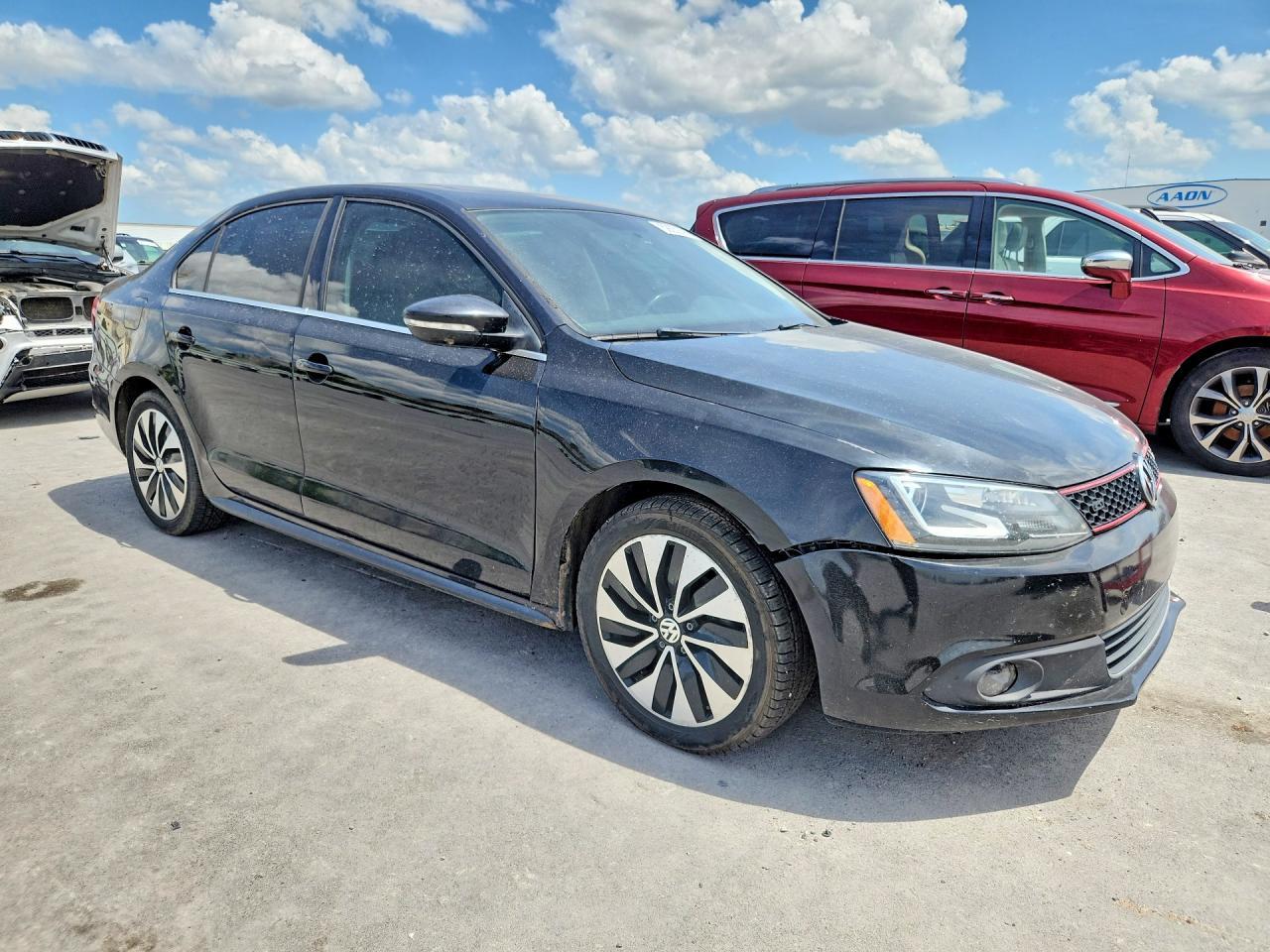 2013 Volkswagen Jetta Hybrid - Image 4