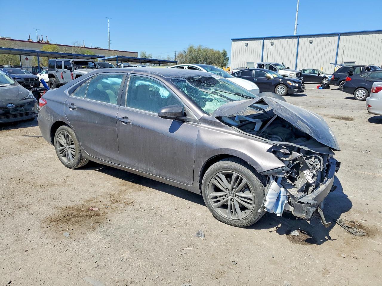 2016 Toyota Camry Se - Фото 4