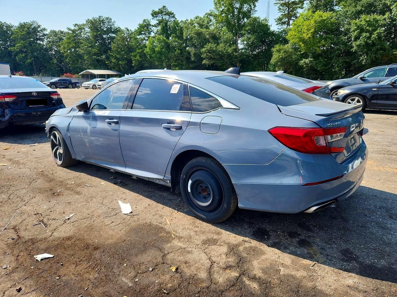 2022 Honda Accord Sport - Фото 2