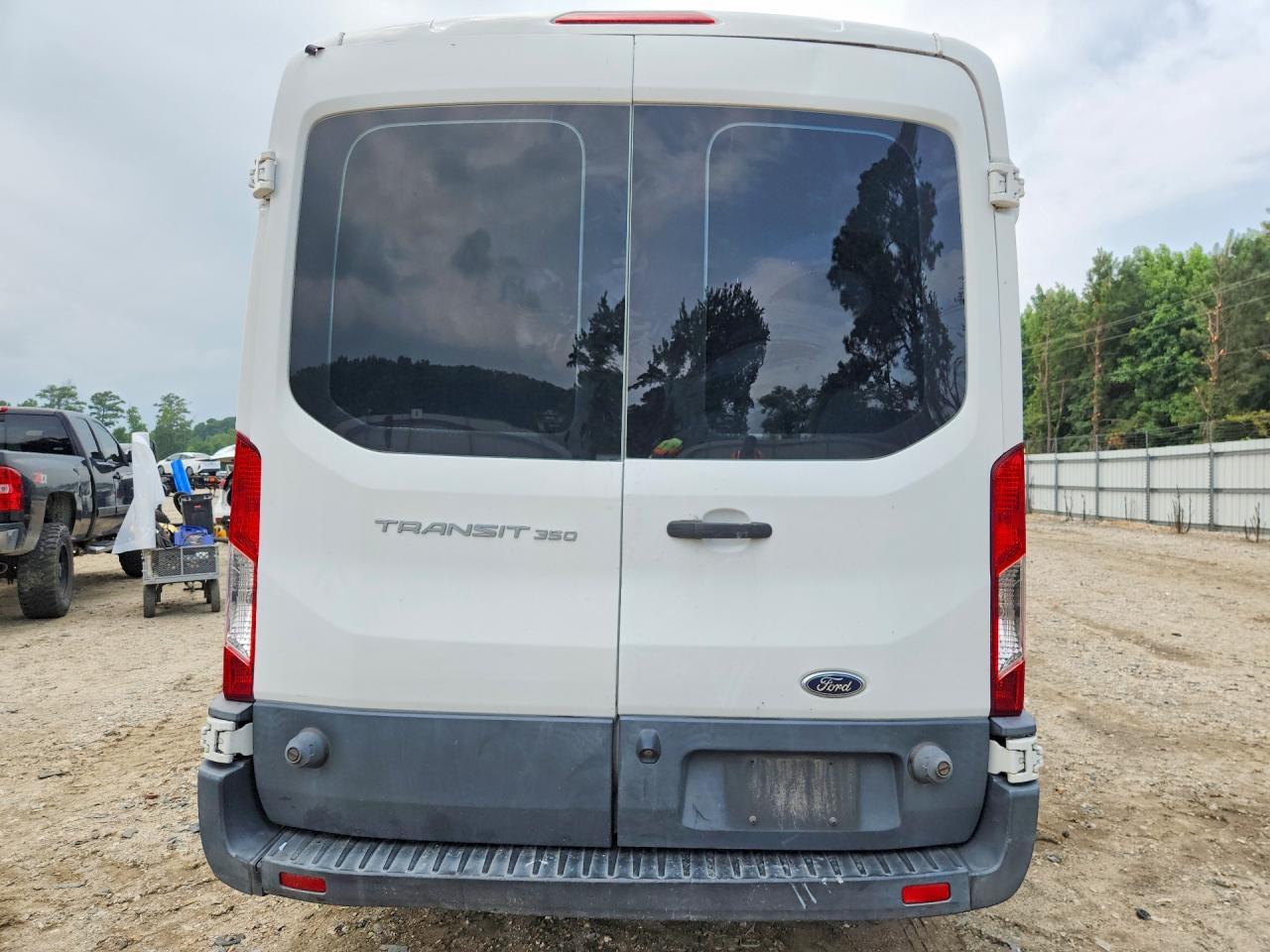 2017 Ford Transit T-350 - Image 6