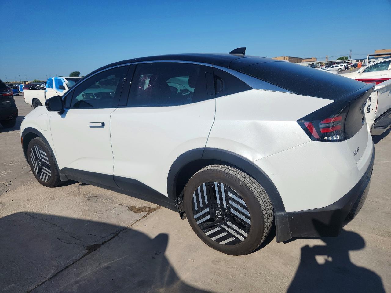 2026 Nissan Leaf Sv+ - Фото 2