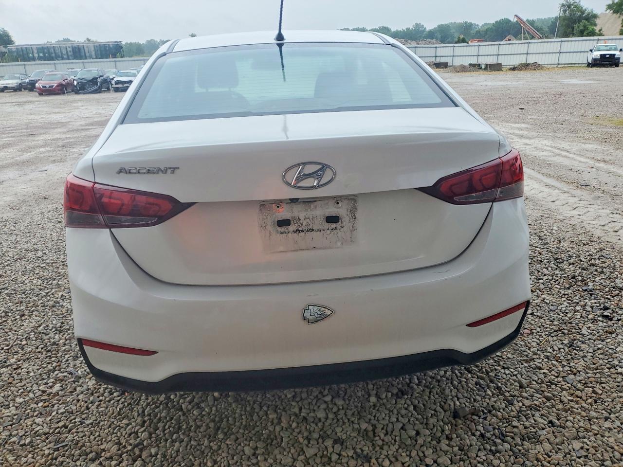 2020 Hyundai Accent Se - Image 6
