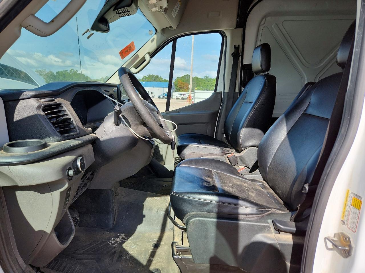 2025 Ford Transit 250 Delivery Van - Image 7