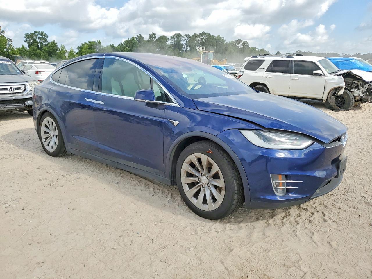2018 Tesla Model X - Image 4