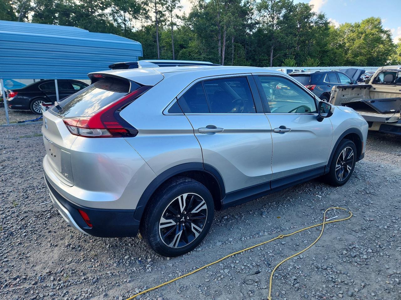 2024 Mitsubishi Eclipse Cross Se - Фото 3