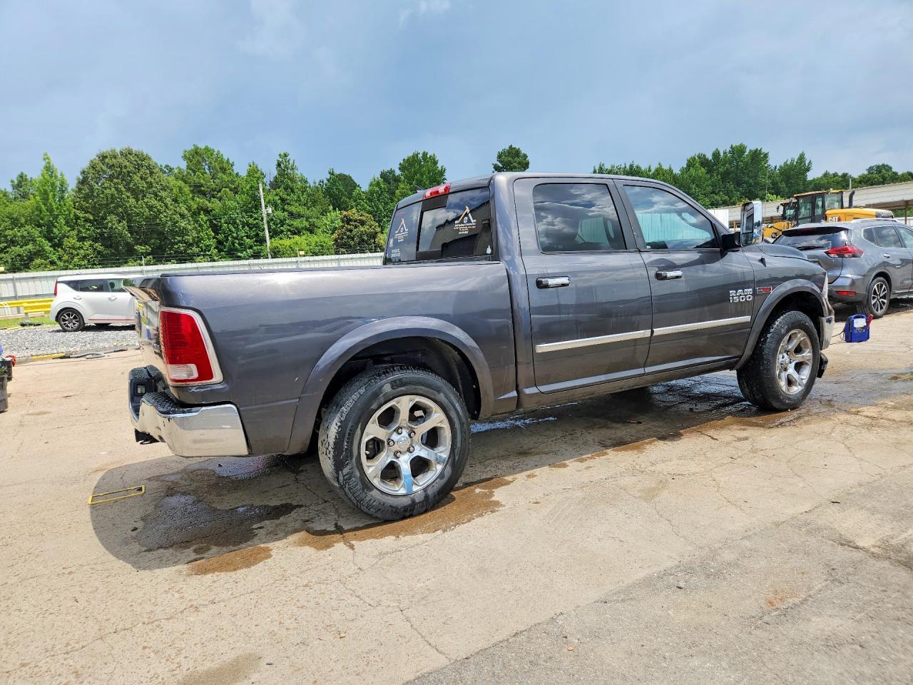 2016 Ram 1500 Laramie - Фото 3