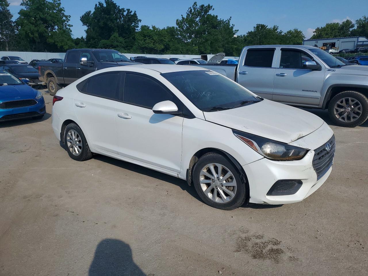 2018 Hyundai Accent Sel - Image 4