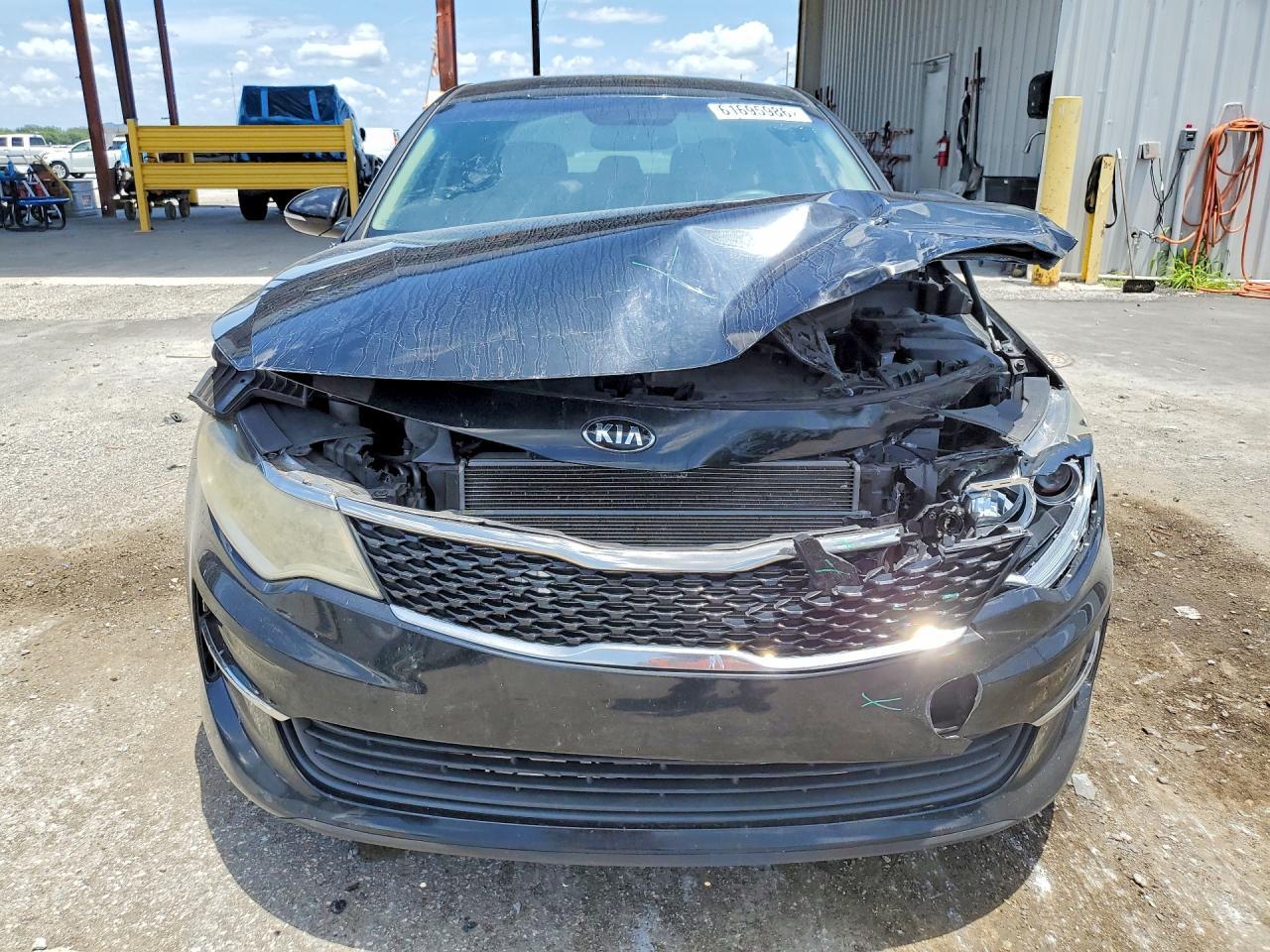 2017 Kia Optima Lx - Image 5