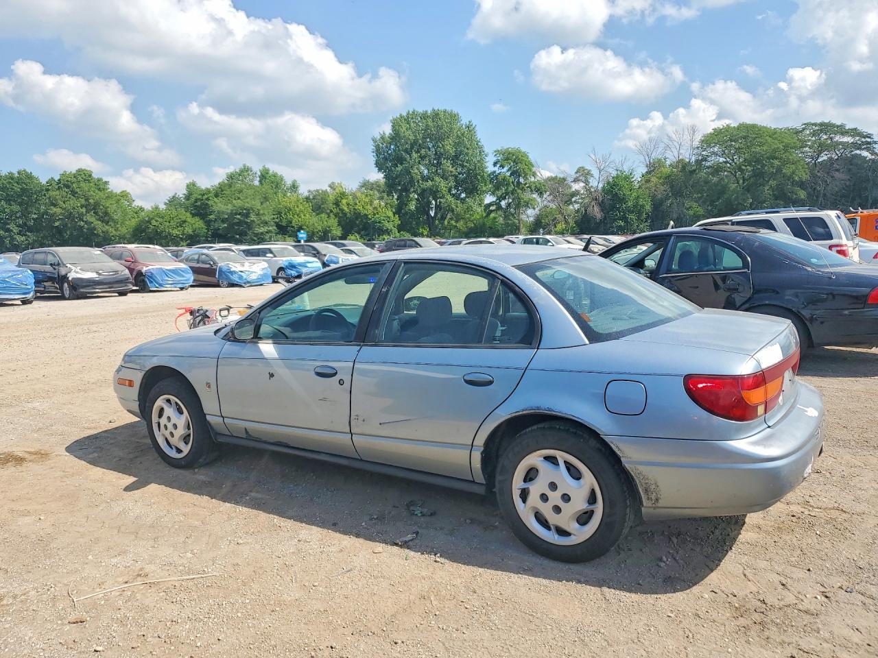 2002 Saturn Sl2 - Image 2