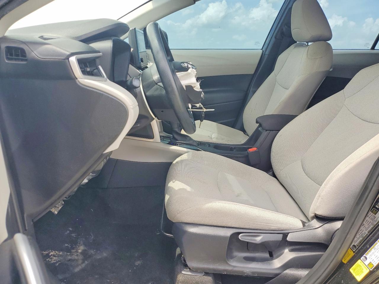 2025 Toyota Corolla Cross L - Фото 7