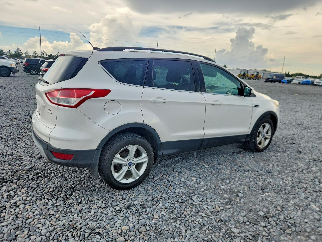 2013 Ford Escape Se - Фото 3