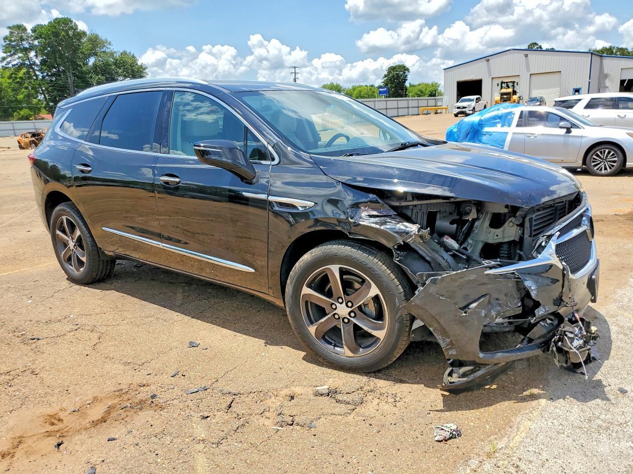 2019 Buick Enclave Essence - Image 4